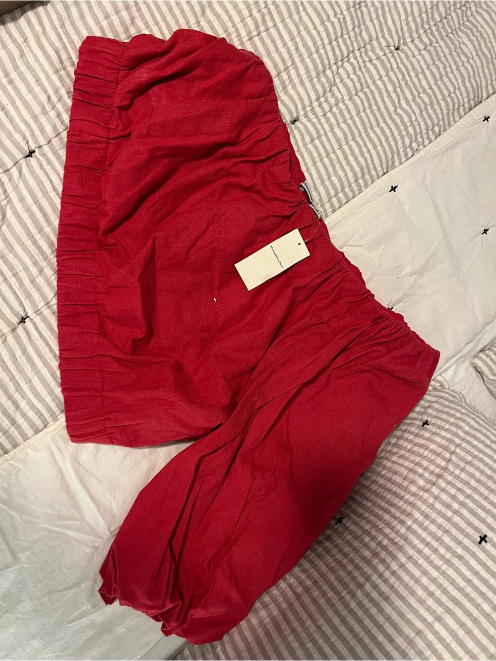 Abercrombie & Fitch Red Girls Elastic-Waist Shorts
